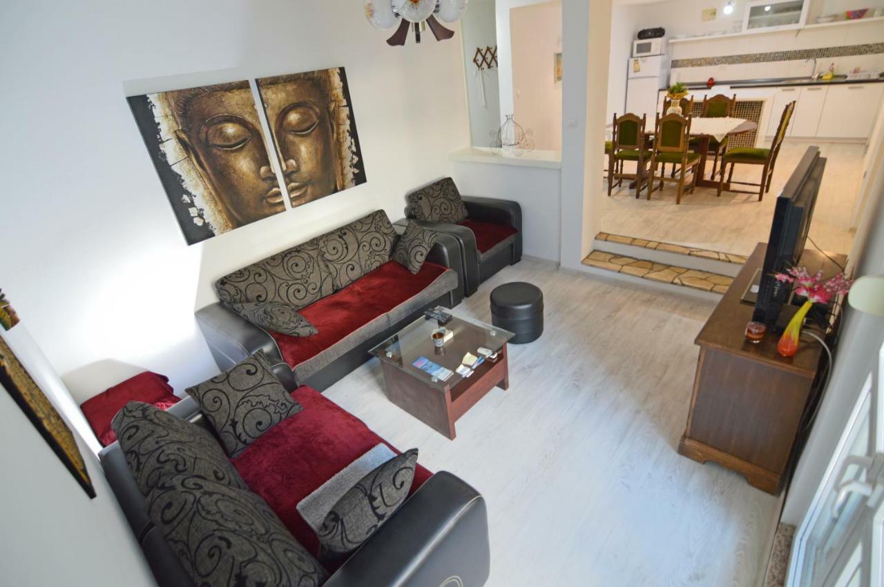 Lilikoi Apartment Mostar Eksteriør billede